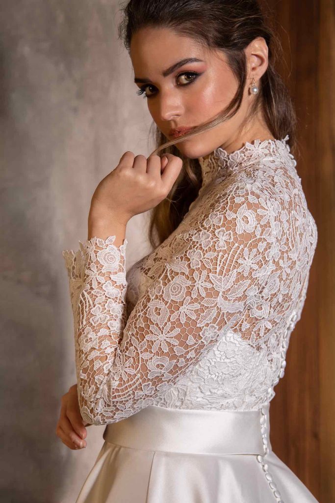 abito da sposa in pizzo macramè