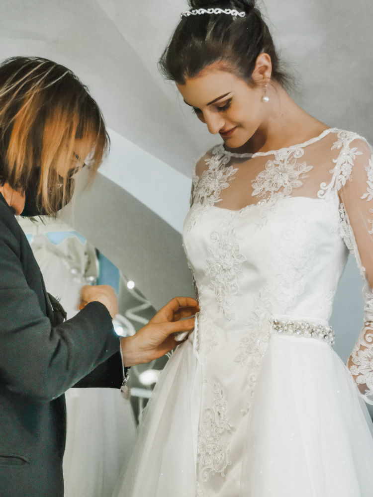 rosalba-gabrielli-sposa-torino-cerimonia-atelier-sartoria-abito-su-misura-come-vestirsi-figlio-figlia-cerimonia