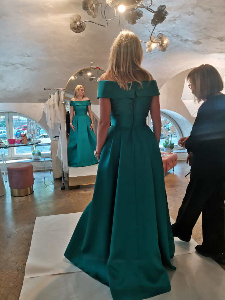 rosalba-gabrielli-sposa-torino-cerimonia-atelier-sartoria-abito-su-misura-come-vestirsi-figlio-figlia-cerimonia